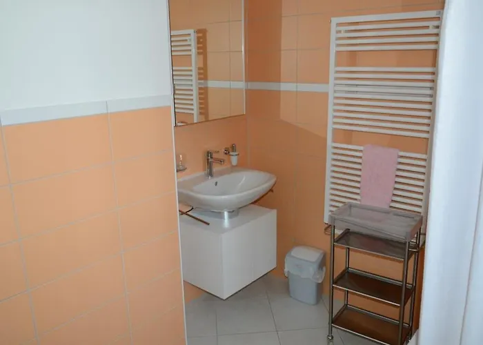 Lejlighed Les Erables- By Interhome Gstaad