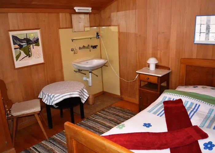 Les Erables- By Interhome